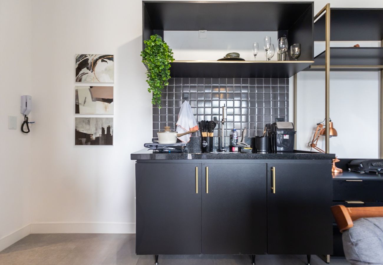 Apartamento em São Paulo - Studio c/ piscina, Wi-Fi e ar na Vila Gomes Cardim Apartamento em São Paulo - Studio c/ piscina, Wi-Fi e ar na Vila Gomes Cardim