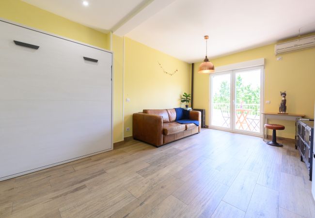 Estúdio em Madrid - Estudio con balcón – Todo lo que necesitas para una estancia perfecta en Madrid. Temporal Estúdio em Madrid - Estudio con balcón – Todo lo que necesitas para una estancia perfecta en Madrid. Temporal