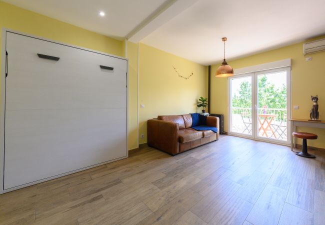 Estúdio em Madrid - Estudio con balcón – Todo lo que necesitas para una estancia perfecta en Madrid. Temporal Estúdio em Madrid - Estudio con balcón – Todo lo que necesitas para una estancia perfecta en Madrid. Temporal