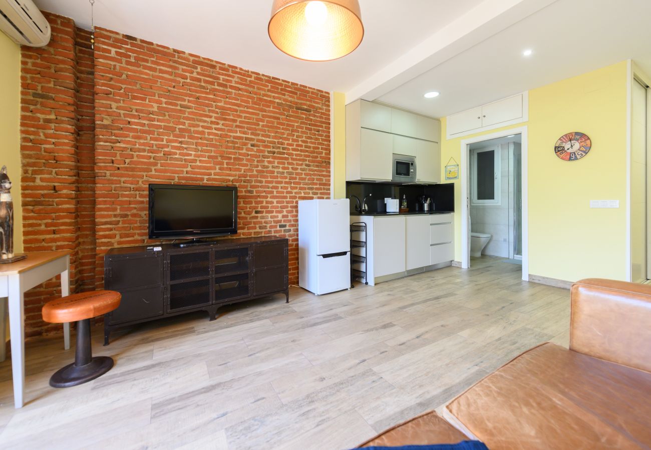 Estúdio em Madrid - Estudio con balcón – Todo lo que necesitas para una estancia perfecta en Madrid. Temporal Estúdio em Madrid - Estudio con balcón – Todo lo que necesitas para una estancia perfecta en Madrid. Temporal