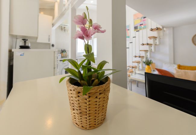 Apartamento em Madrid - Piso tipo loft de 1 dormitorio en el centro de Madrid Apartamento em Madrid - Piso tipo loft de 1 dormitorio en el centro de Madrid