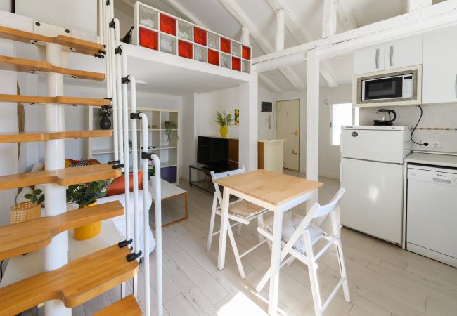 Apartamento em Madrid - Piso tipo loft de 1 dormitorio en el centro de Madrid Apartamento em Madrid - Piso tipo loft de 1 dormitorio en el centro de Madrid