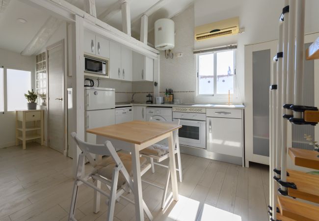 Apartamento em Madrid - Piso tipo loft de 1 dormitorio en el centro de Madrid Apartamento em Madrid - Piso tipo loft de 1 dormitorio en el centro de Madrid