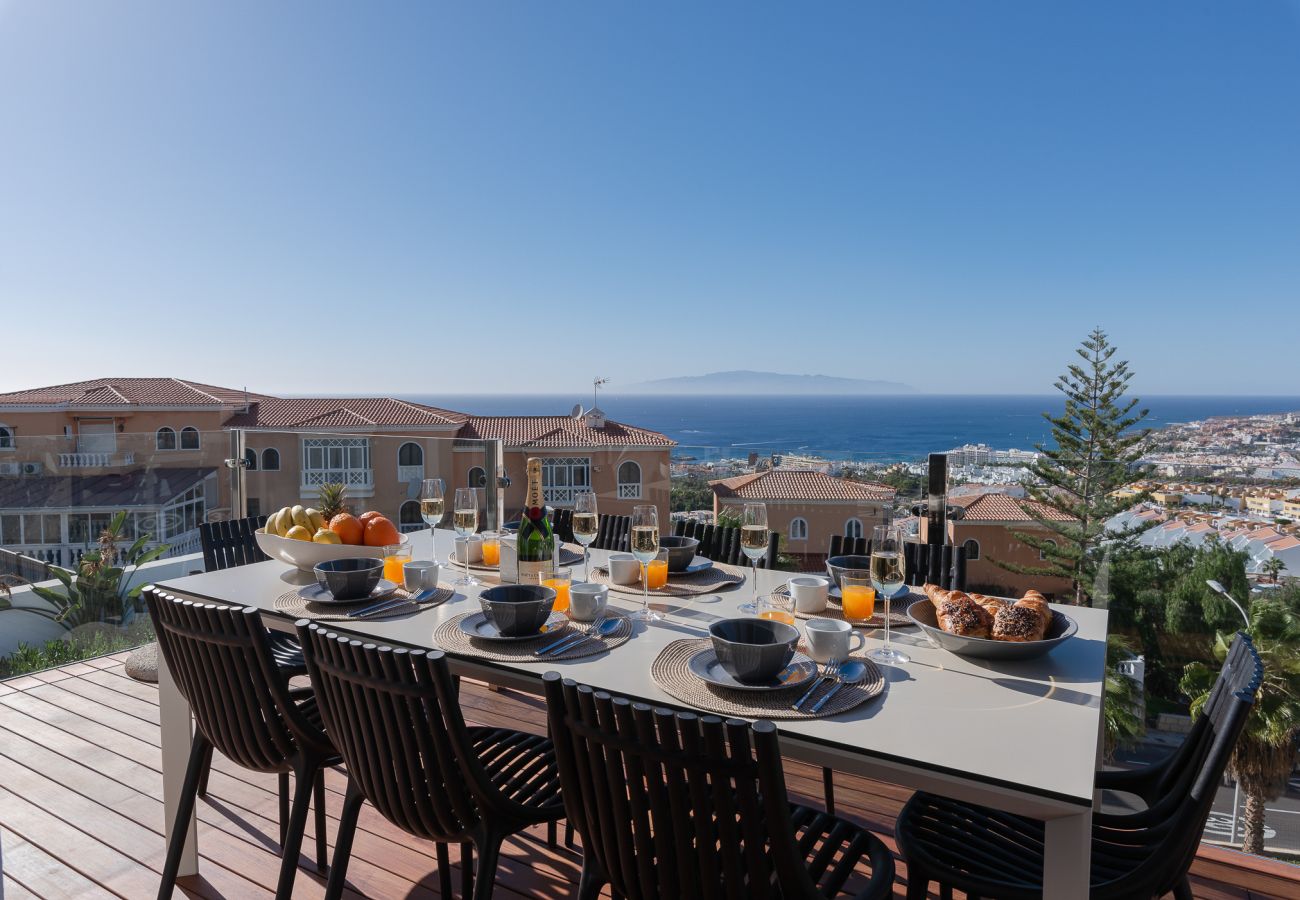 Villa em Adeje - Golden Horizon Retreat Villa em Adeje - Golden Horizon Retreat
