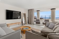 Villa em Adeje - Golden Horizon Retreat