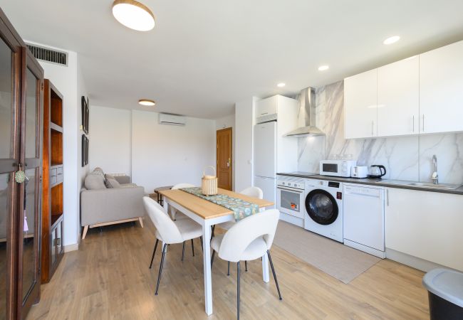 Apartamento em Madrid - Piso moderno de 1 dormitorio con ventanales y sofá cama para invitados en Madrid.Temporal  Apartamento em Madrid - Piso moderno de 1 dormitorio con ventanales y sofá cama para invitados en Madrid.Temporal