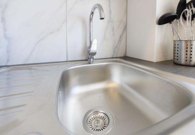 Apartamento em Madrid - Piso moderno de 1 dormitorio con ventanales y sofá cama para invitados en Madrid.Temporal  Apartamento em Madrid - Piso moderno de 1 dormitorio con ventanales y sofá cama para invitados en Madrid.Temporal