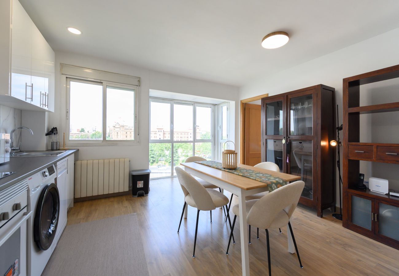Apartamento em Madrid - Piso moderno de 1 dormitorio con ventanales y sofá cama para invitados en Madrid.Temporal  Apartamento em Madrid - Piso moderno de 1 dormitorio con ventanales y sofá cama para invitados en Madrid.Temporal