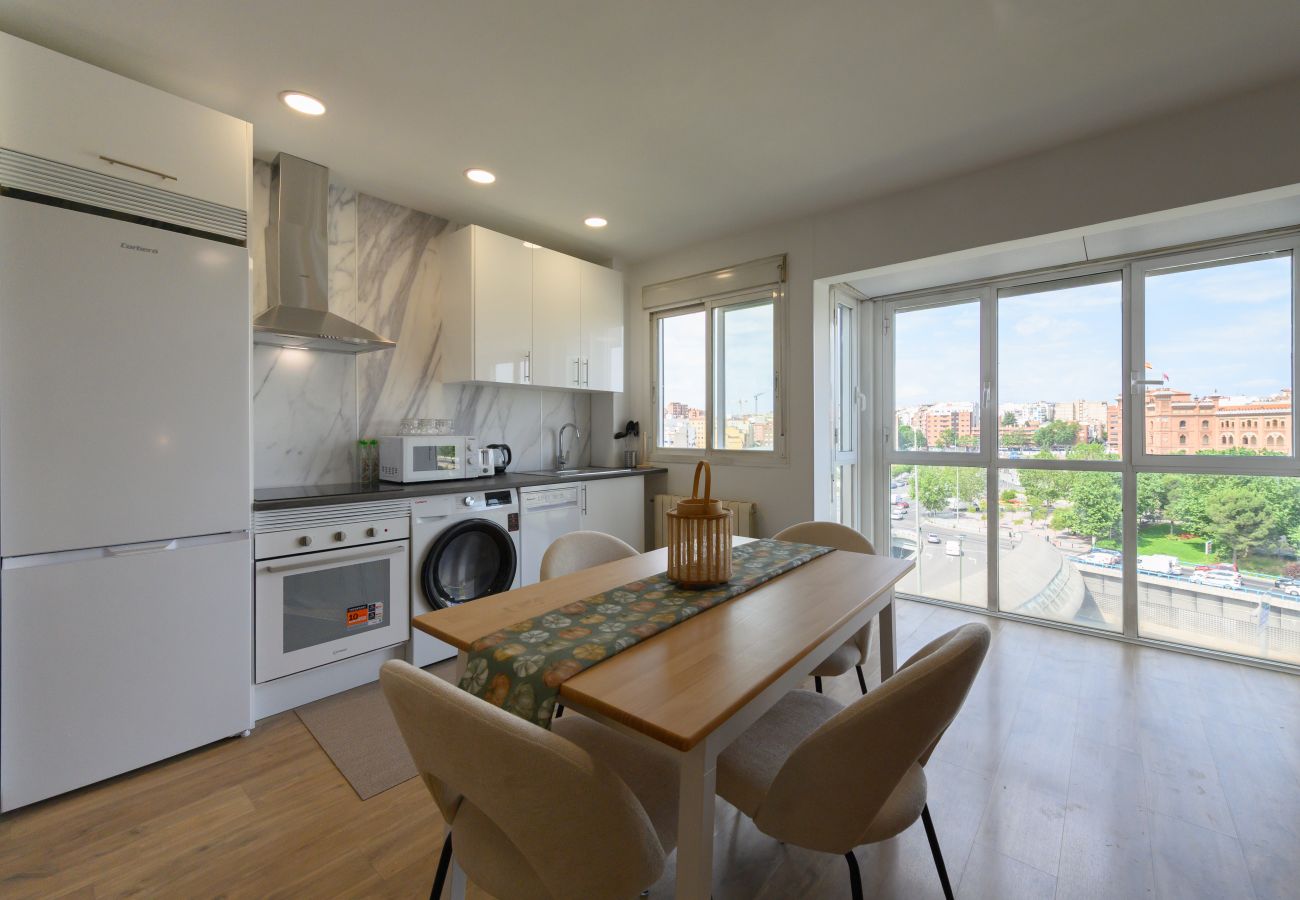 Apartamento em Madrid - Piso moderno de 1 dormitorio con ventanales y sofá cama para invitados en Madrid.Temporal  Apartamento em Madrid - Piso moderno de 1 dormitorio con ventanales y sofá cama para invitados en Madrid.Temporal