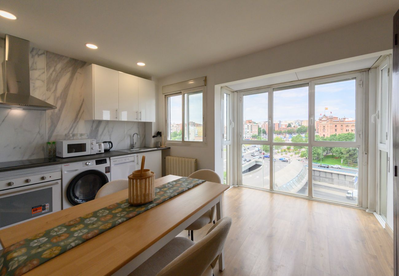 Apartamento em Madrid - Piso moderno de 1 dormitorio con ventanales y sofá cama para invitados en Madrid.Temporal  Apartamento em Madrid - Piso moderno de 1 dormitorio con ventanales y sofá cama para invitados en Madrid.Temporal