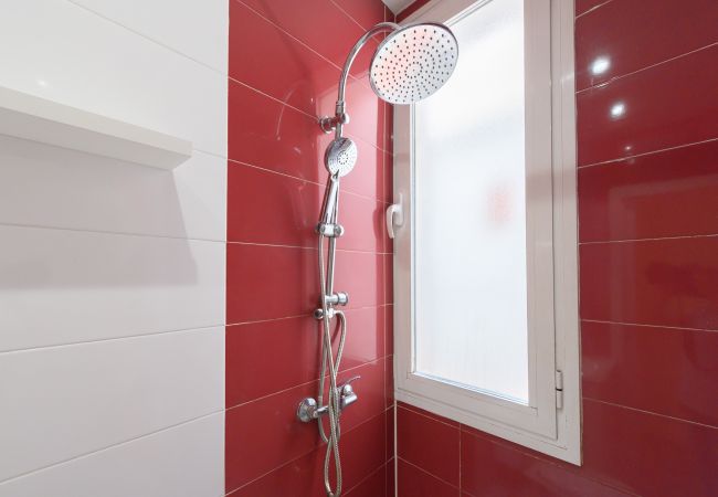 Apartamento em Madrid - Piso de 2 dormitorios con balcón en Madrid Apartamento em Madrid - Piso de 2 dormitorios con balcón en Madrid