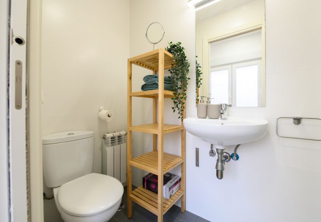 Apartamento em Madrid - Piso de 1 Dormitorio en Chamartín-Madrid, Ideal para Parejas o Profesionales. Temporal Apartamento em Madrid - Piso de 1 Dormitorio en Chamartín-Madrid, Ideal para Parejas o Profesionales. Temporal