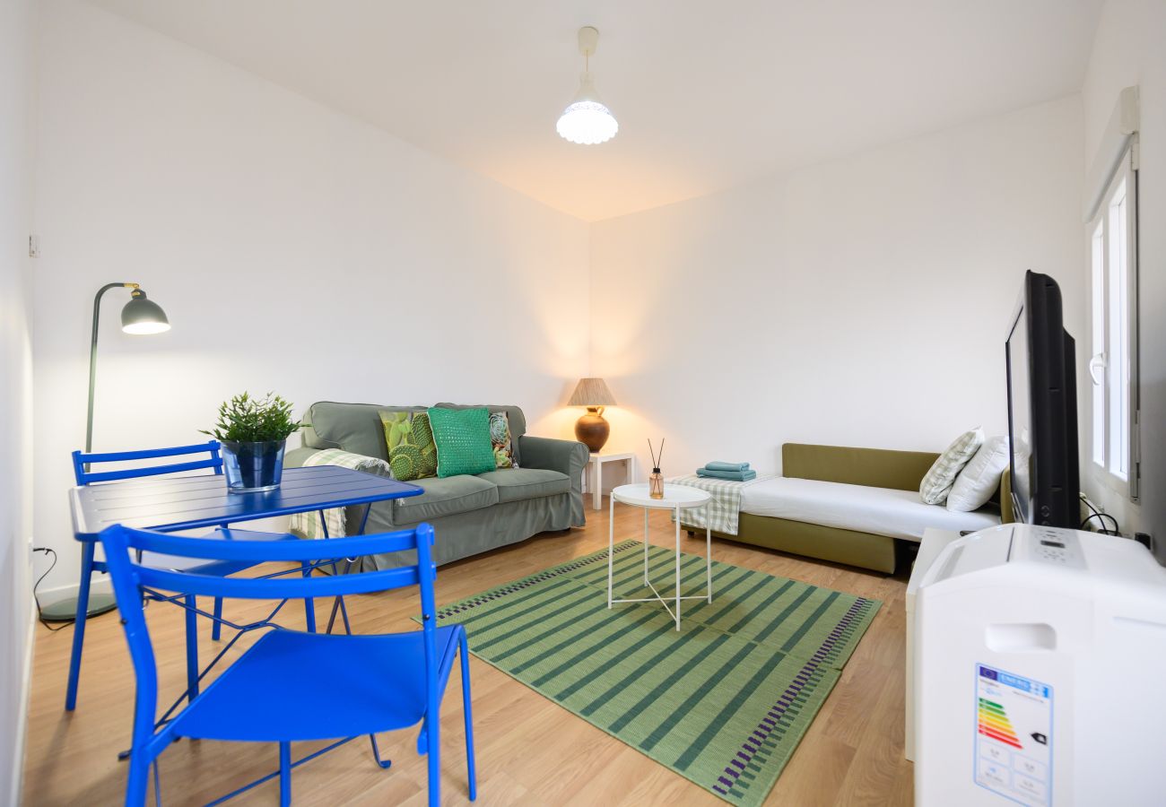 Apartamento em Madrid - Piso de 1 Dormitorio en Chamartín-Madrid, Ideal para Parejas o Profesionales. Temporal Apartamento em Madrid - Piso de 1 Dormitorio en Chamartín-Madrid, Ideal para Parejas o Profesionales. Temporal