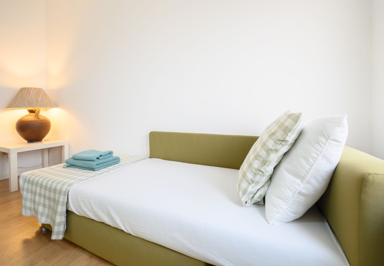 Apartamento em Madrid - Piso de 1 Dormitorio en Chamartín-Madrid, Ideal para Parejas o Profesionales. Temporal Apartamento em Madrid - Piso de 1 Dormitorio en Chamartín-Madrid, Ideal para Parejas o Profesionales. Temporal