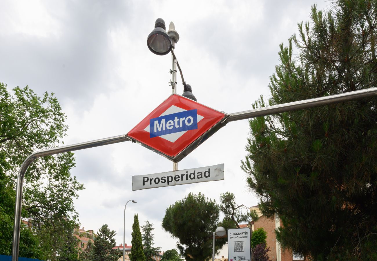 Apartamento em Madrid - Piso de 1 Dormitorio en Chamartín-Madrid, Ideal para Parejas o Profesionales. Temporal Apartamento em Madrid - Piso de 1 Dormitorio en Chamartín-Madrid, Ideal para Parejas o Profesionales. Temporal