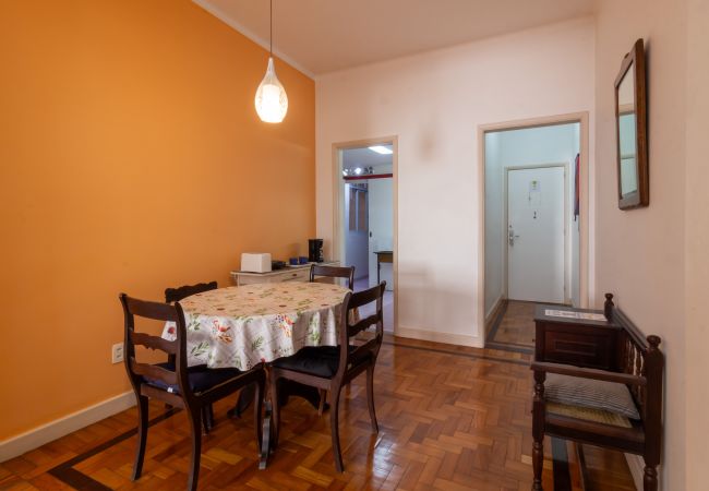 Apartamento em Rio de Janeiro - 7 minutos da Praia de Copacabana | BR402 Apartamento em Rio de Janeiro - 7 minutos da Praia de Copacabana | BR402