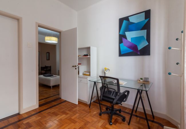 Apartamento em Rio de Janeiro - 7 minutos da Praia de Copacabana | BR402 Apartamento em Rio de Janeiro - 7 minutos da Praia de Copacabana | BR402