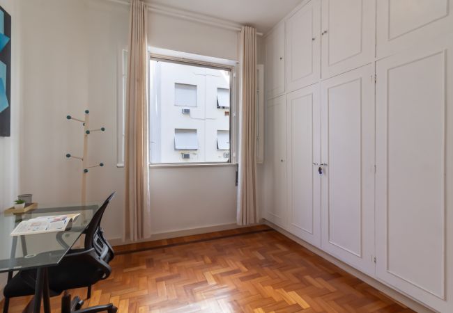 Apartamento em Rio de Janeiro - 7 minutos da Praia de Copacabana | BR402 Apartamento em Rio de Janeiro - 7 minutos da Praia de Copacabana | BR402