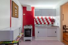 Apartamento em Rio de Janeiro - 7 minutos da Praia de Copacabana | BR402