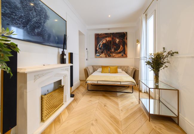 Apartamento em Madrid - Exclusivo Piso de Lujo en el Barrio de Salamanca – Elegancia y Confort en el Corazón de Madrid .Temporal  Apartamento em Madrid - Exclusivo Piso de Lujo en el Barrio de Salamanca – Elegancia y Confort en el Corazón de Madrid .Temporal