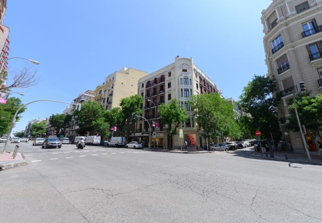 Apartamento em Madrid - Exclusivo Piso de Lujo en el Barrio de Salamanca – Elegancia y Confort en el Corazón de Madrid .Temporal  Apartamento em Madrid - Exclusivo Piso de Lujo en el Barrio de Salamanca – Elegancia y Confort en el Corazón de Madrid .Temporal