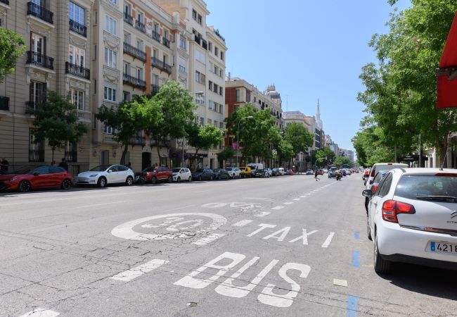 Apartamento em Madrid - Exclusivo Piso de Lujo en el Barrio de Salamanca – Elegancia y Confort en el Corazón de Madrid .Temporal  Apartamento em Madrid - Exclusivo Piso de Lujo en el Barrio de Salamanca – Elegancia y Confort en el Corazón de Madrid .Temporal
