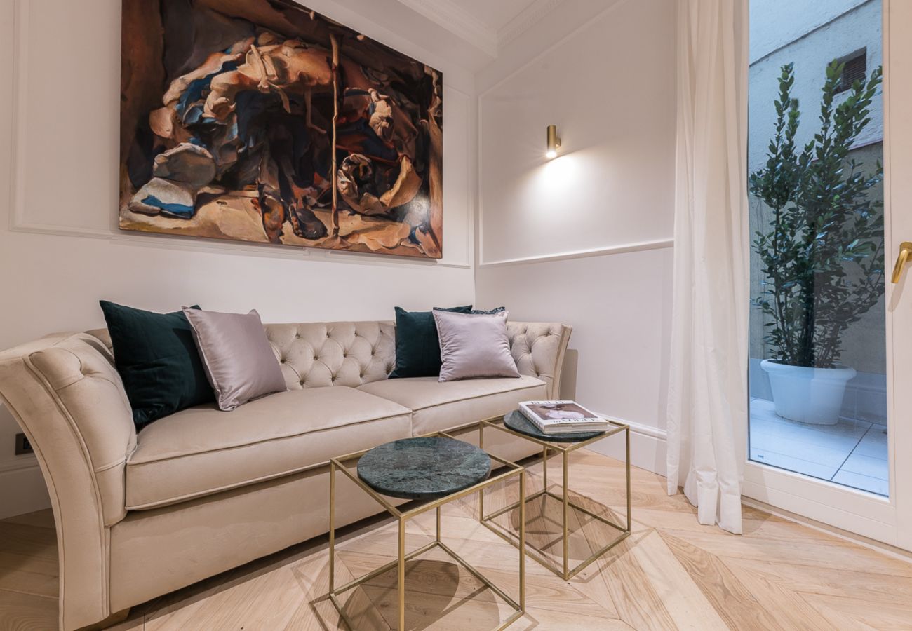 Apartamento em Madrid - Exclusivo Piso de Lujo en el Barrio de Salamanca – Elegancia y Confort en el Corazón de Madrid .Temporal  Apartamento em Madrid - Exclusivo Piso de Lujo en el Barrio de Salamanca – Elegancia y Confort en el Corazón de Madrid .Temporal