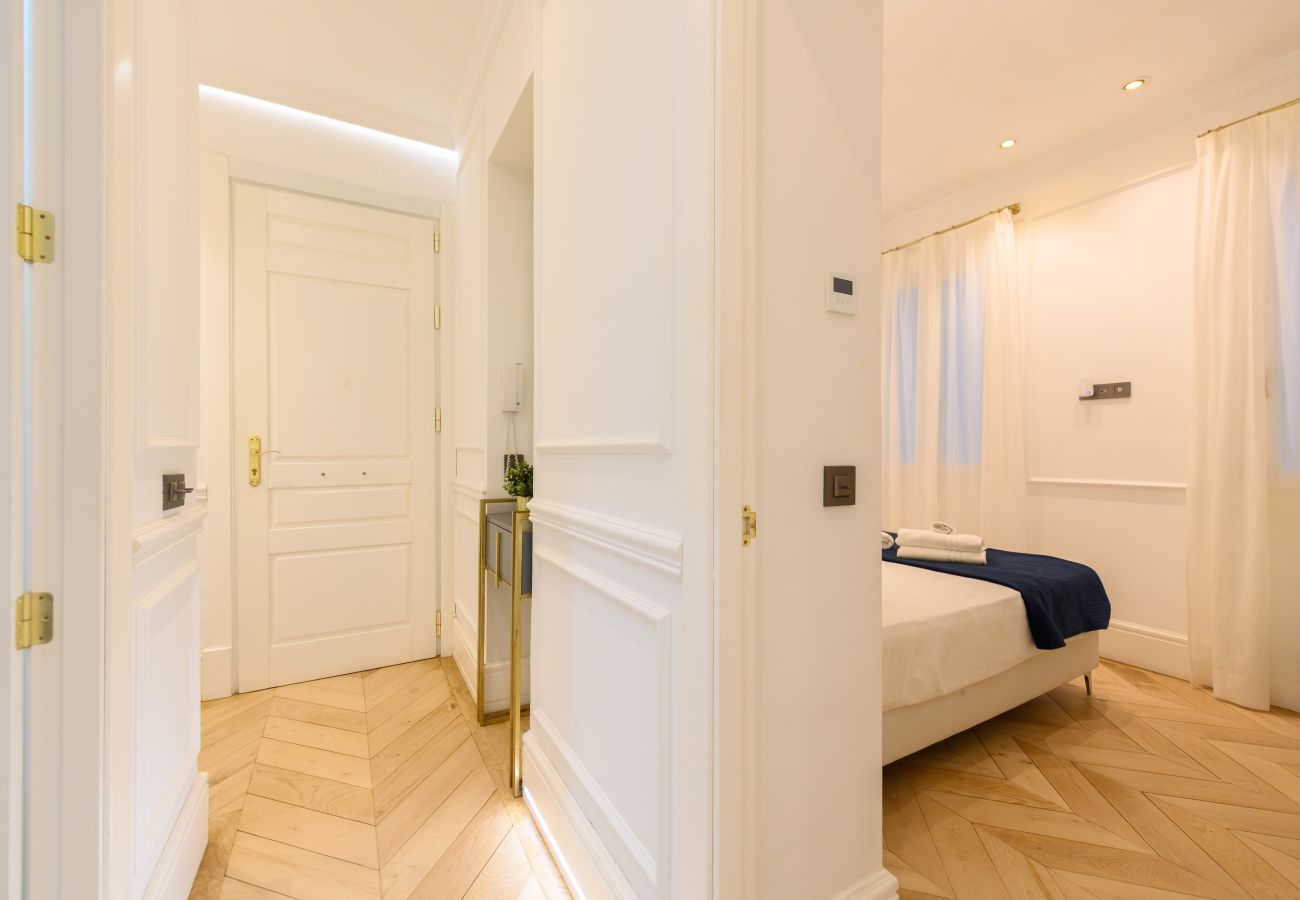 Apartamento em Madrid - Exclusivo Piso de Lujo en el Barrio de Salamanca – Elegancia y Confort en el Corazón de Madrid .Temporal  Apartamento em Madrid - Exclusivo Piso de Lujo en el Barrio de Salamanca – Elegancia y Confort en el Corazón de Madrid .Temporal