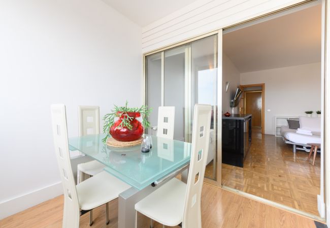 Apartamento em Madrid - Piso de 2 Dormitorios con Vistas a la Ciudad – Confort y Estilo en Madrid.Temporal Apartamento em Madrid - Piso de 2 Dormitorios con Vistas a la Ciudad – Confort y Estilo en Madrid.Temporal