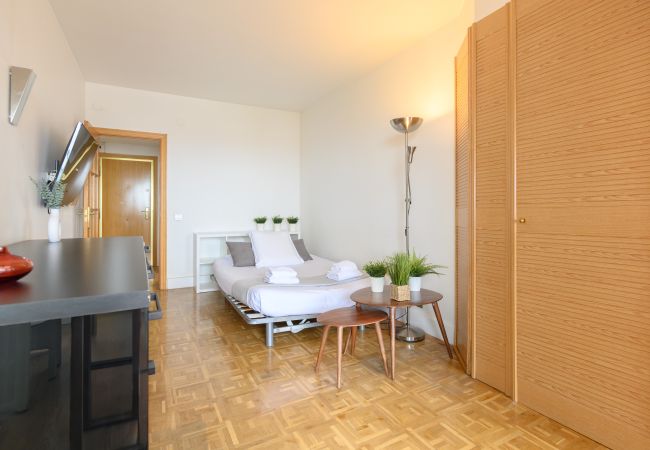 Apartamento em Madrid - Piso de 2 Dormitorios con Vistas a la Ciudad – Confort y Estilo en Madrid.Temporal Apartamento em Madrid - Piso de 2 Dormitorios con Vistas a la Ciudad – Confort y Estilo en Madrid.Temporal