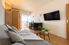 Apartamento em Madrid - Piso de 2 Dormitorios con Vistas a la Ciudad – Confort y Estilo en Madrid