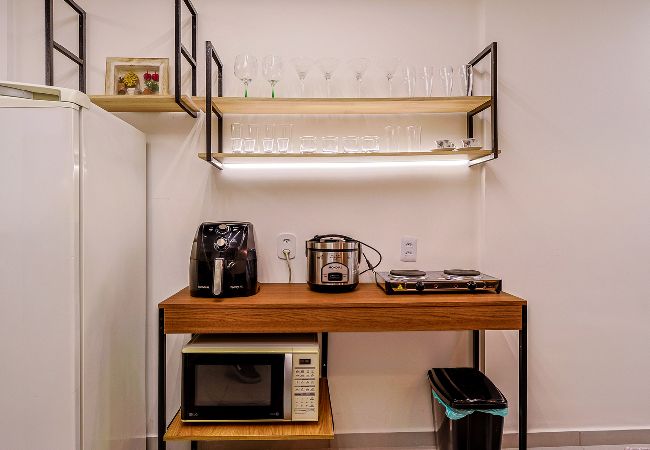 Apartamento em Rio de Janeiro - Studio completo c/ Wi-Fi e varanda no Centro Apartamento em Rio de Janeiro - Studio completo c/ Wi-Fi e varanda no Centro