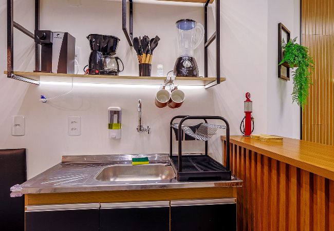 Apartamento em Rio de Janeiro - Studio completo c/ Wi-Fi e varanda no Centro Apartamento em Rio de Janeiro - Studio completo c/ Wi-Fi e varanda no Centro