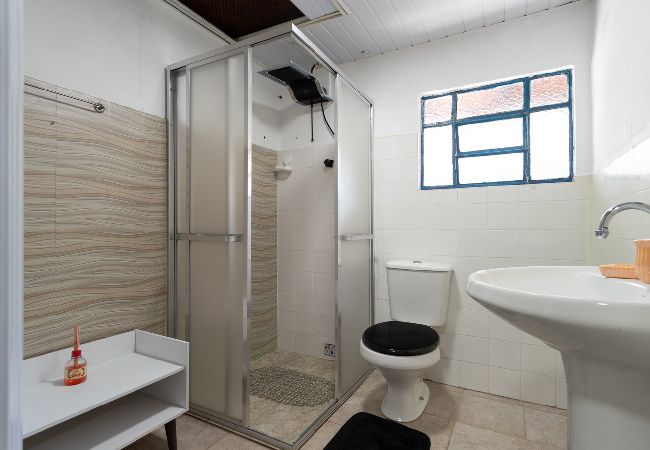 Casa em Petropolis - Casa com Wi-Fi e garagem a 400m do Museu Imperial Casa em Petropolis - Casa com Wi-Fi e garagem a 400m do Museu Imperial