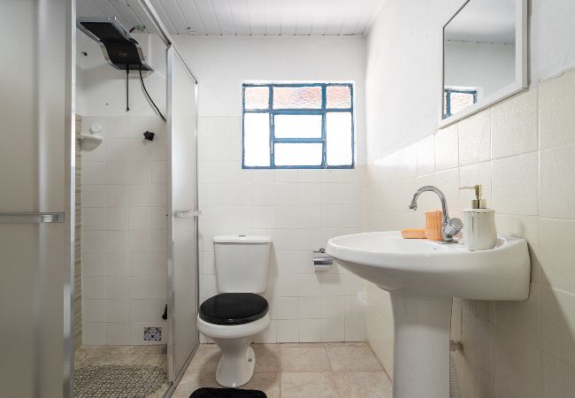 Casa em Petropolis - Casa com Wi-Fi e garagem a 400m do Museu Imperial Casa em Petropolis - Casa com Wi-Fi e garagem a 400m do Museu Imperial