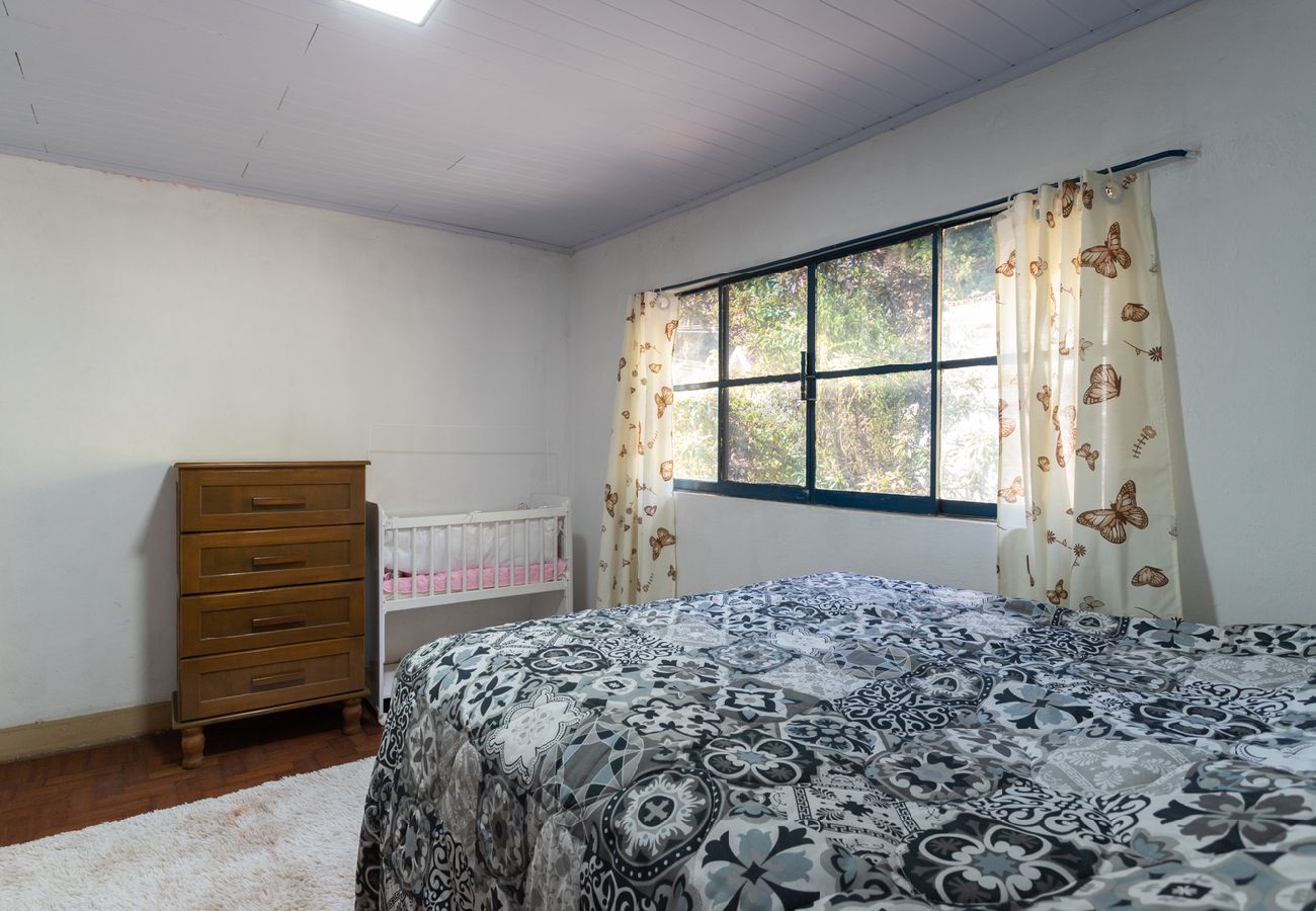 Casa em Petropolis - Casa com Wi-Fi e garagem a 400m do Museu Imperial Casa em Petropolis - Casa com Wi-Fi e garagem a 400m do Museu Imperial