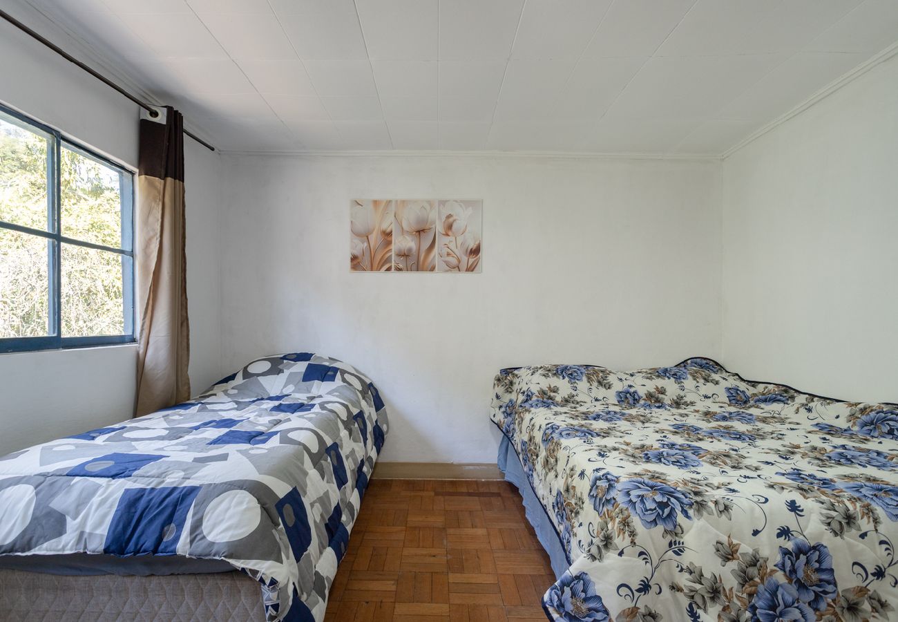 Casa em Petropolis - Casa com Wi-Fi e garagem a 400m do Museu Imperial Casa em Petropolis - Casa com Wi-Fi e garagem a 400m do Museu Imperial