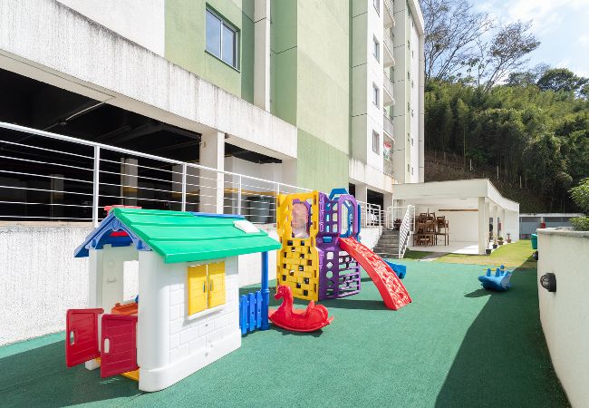 Apartamento em Petropolis - Apartamento pet friendly com rede, Wi-fi e garagem Apartamento em Petropolis - Apartamento pet friendly com rede, Wi-fi e garagem