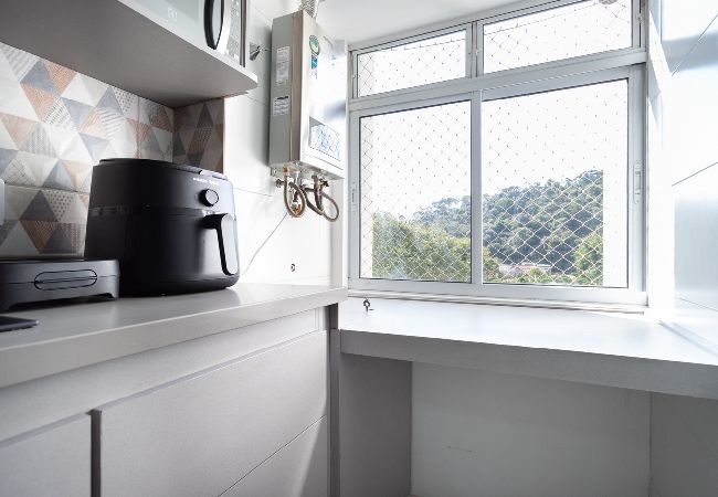 Apartamento em Petropolis - Apartamento pet friendly com rede, Wi-fi e garagem Apartamento em Petropolis - Apartamento pet friendly com rede, Wi-fi e garagem