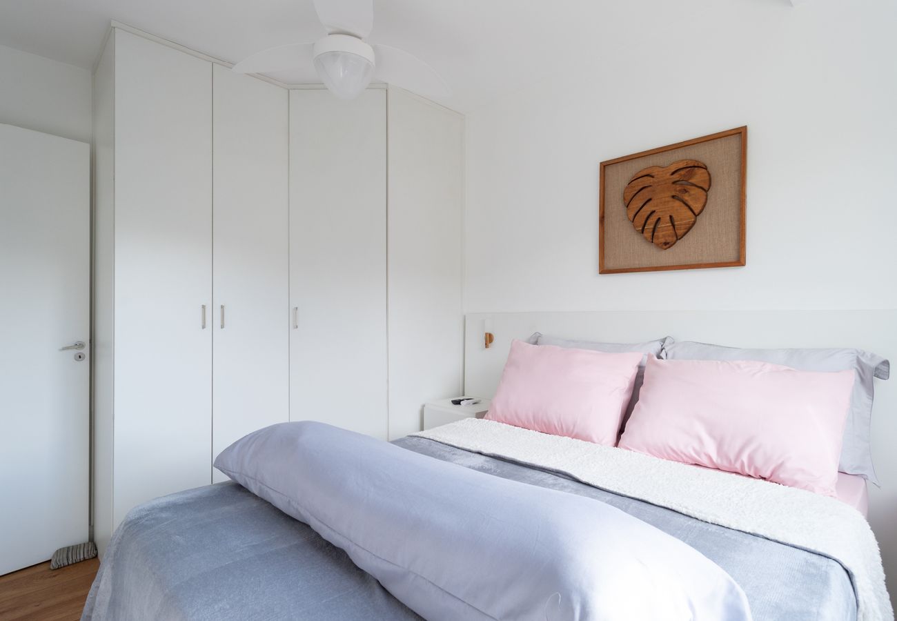 Apartamento em Petropolis - Apartamento pet friendly com rede, Wi-fi e garagem Apartamento em Petropolis - Apartamento pet friendly com rede, Wi-fi e garagem
