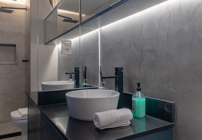 Estúdio em São Paulo - Vista da cidade do 22 andar  Estúdio em São Paulo - Vista da cidade do 22 andar