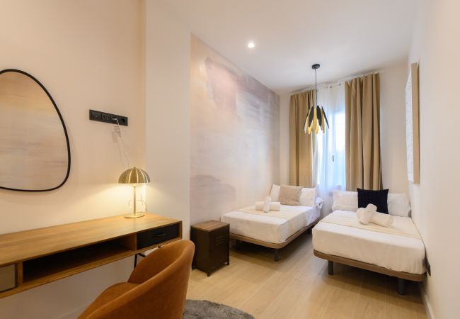 Apartamento em Madrid - Tu hogar en la ciudad: piso de 3 habitaciones, 3 baños y todo el confort moderno. Madrid Apartamento em Madrid - Tu hogar en la ciudad: piso de 3 habitaciones, 3 baños y todo el confort moderno. Madrid