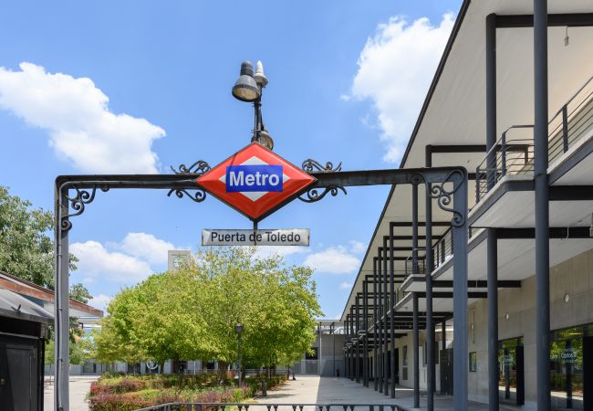 Apartamento em Madrid - Tu hogar en la ciudad: piso de 3 habitaciones, 3 baños y todo el confort moderno. Madrid Apartamento em Madrid - Tu hogar en la ciudad: piso de 3 habitaciones, 3 baños y todo el confort moderno. Madrid