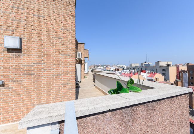 Apartamento em Madrid -  Piso en Madrid_ 2 dormitorios y terraza privada.Temporal Apartamento em Madrid -  Piso en Madrid_ 2 dormitorios y terraza privada.Temporal
