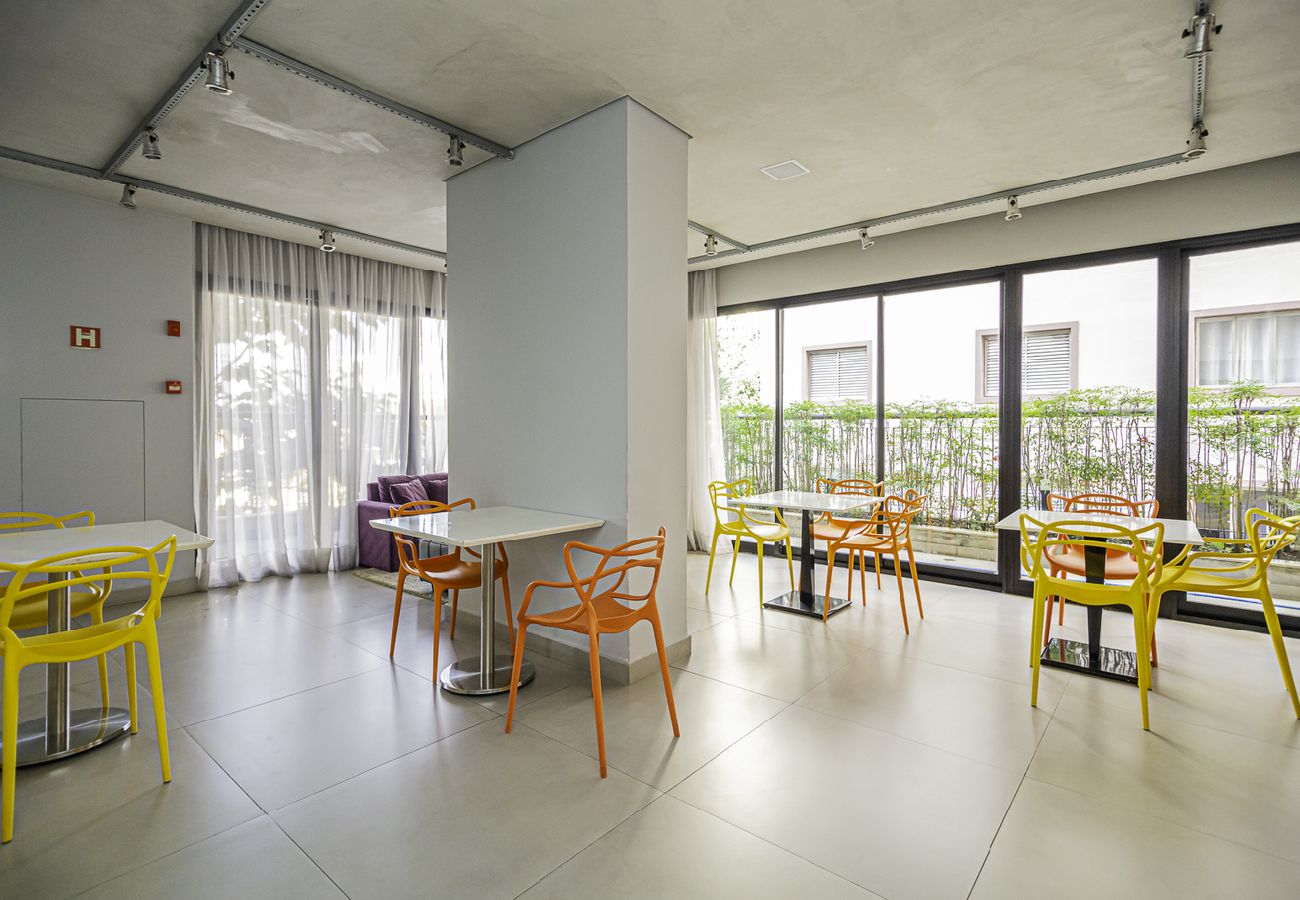 Apartamento em São Paulo - Apto c/ piscina, academia e garagem na Zona Sul Apartamento em São Paulo - Apto c/ piscina, academia e garagem na Zona Sul