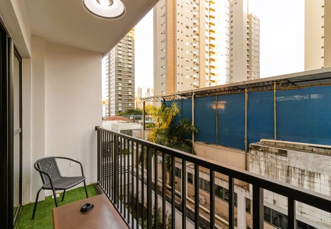 Apartamento em São Paulo - Studio c/ academia e piscina a 3 min do Allianz Apartamento em São Paulo - Studio c/ academia e piscina a 3 min do Allianz