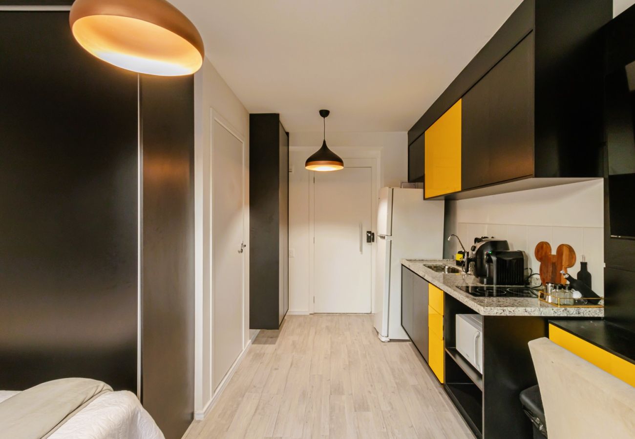 Apartamento em São Paulo - Studio c/ academia e piscina a 3 min do Allianz Apartamento em São Paulo - Studio c/ academia e piscina a 3 min do Allianz