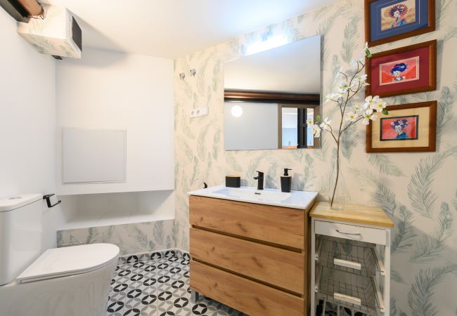 Apartamento em Madrid - Dúplex Moderno con 2 Dormitorios, Cocina Equipada – Confort y Estilo.Temporal Apartamento em Madrid - Dúplex Moderno con 2 Dormitorios, Cocina Equipada – Confort y Estilo.Temporal