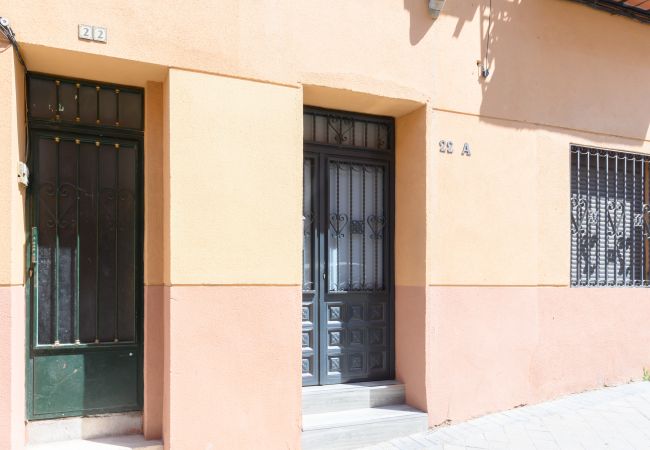 Apartamento em Madrid - Dúplex Moderno con 2 Dormitorios, Cocina Equipada – Confort y Estilo.Temporal Apartamento em Madrid - Dúplex Moderno con 2 Dormitorios, Cocina Equipada – Confort y Estilo.Temporal