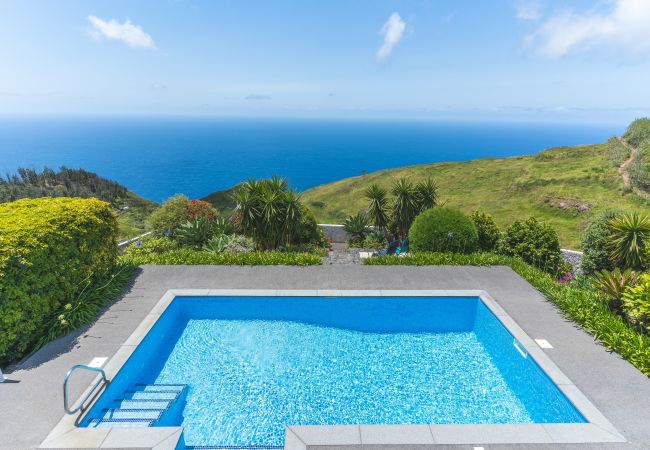 Vila em Ponta do Pargo - Cape View Villa by Atlantic Holiday